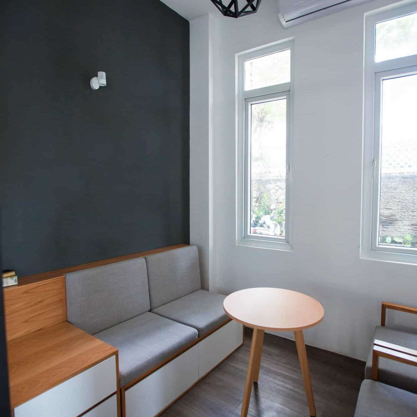 modern-gray-design-small-room